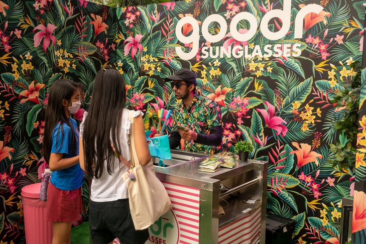 2JCT41A Brand activation for Goodr sunglasses in Soho in New York on Saturday, June 11, 2022. (© Richard B. Levine)